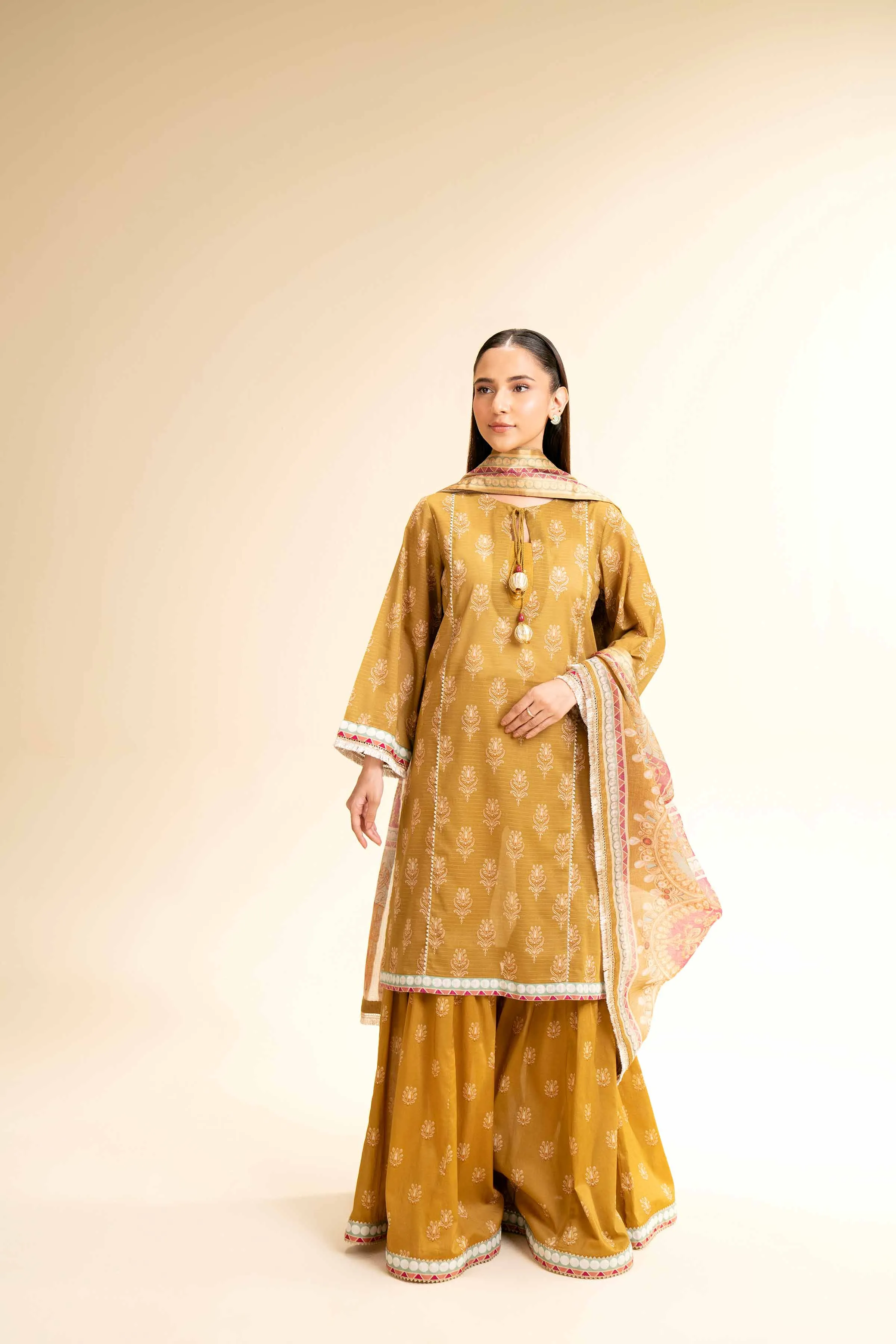 3 Piece - Printed With Gotta Laces Suit - 42501447