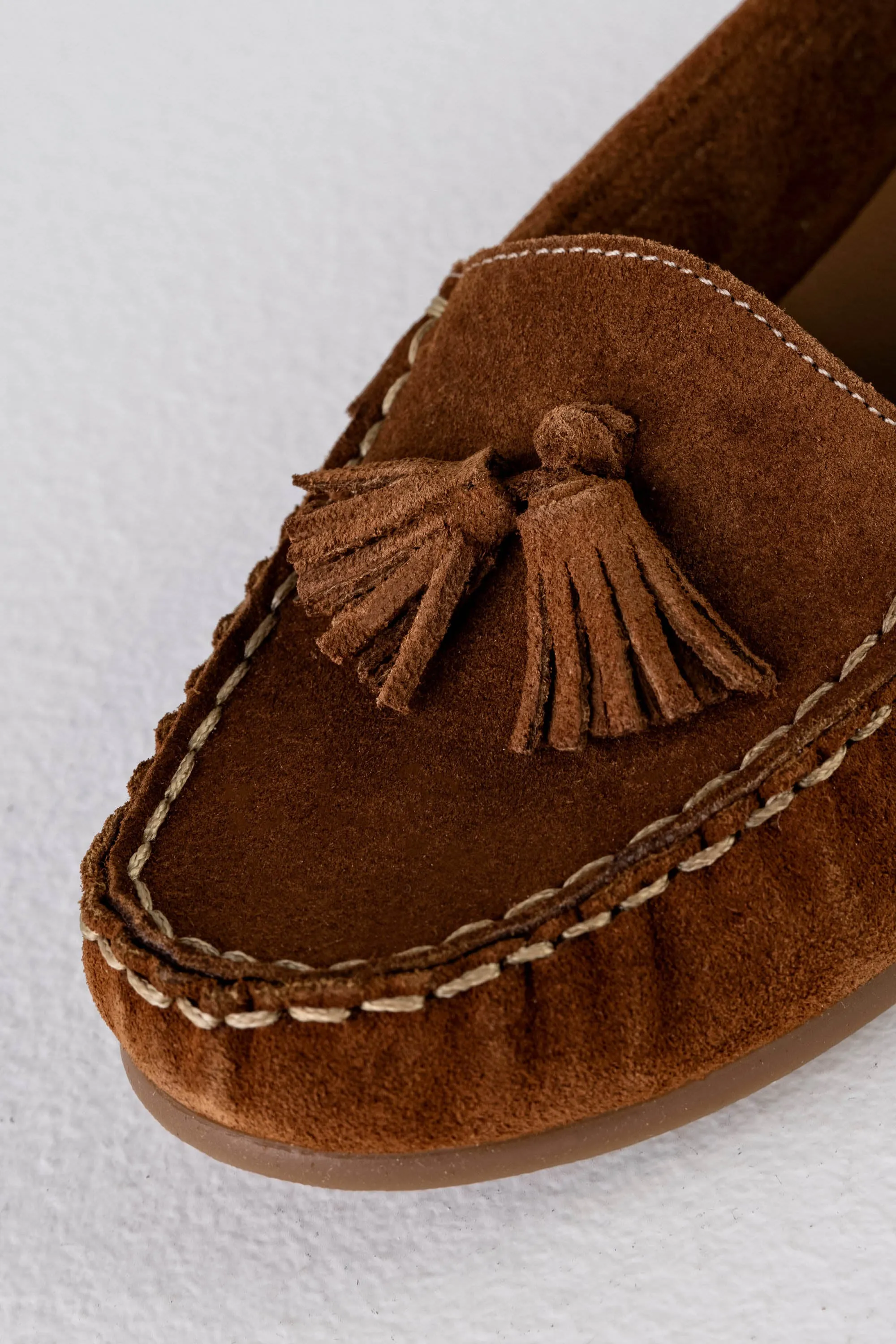 Leather suede moccasin with tassels